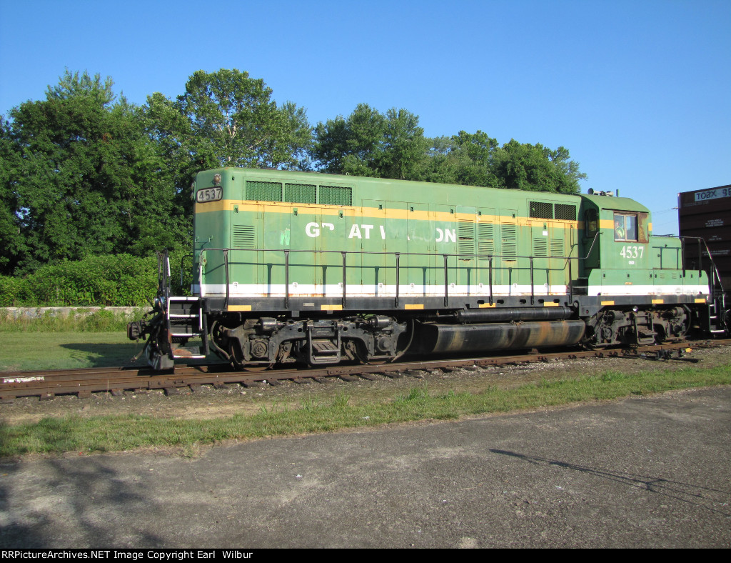 Ohio South Central Railroad (OSCR) 4537